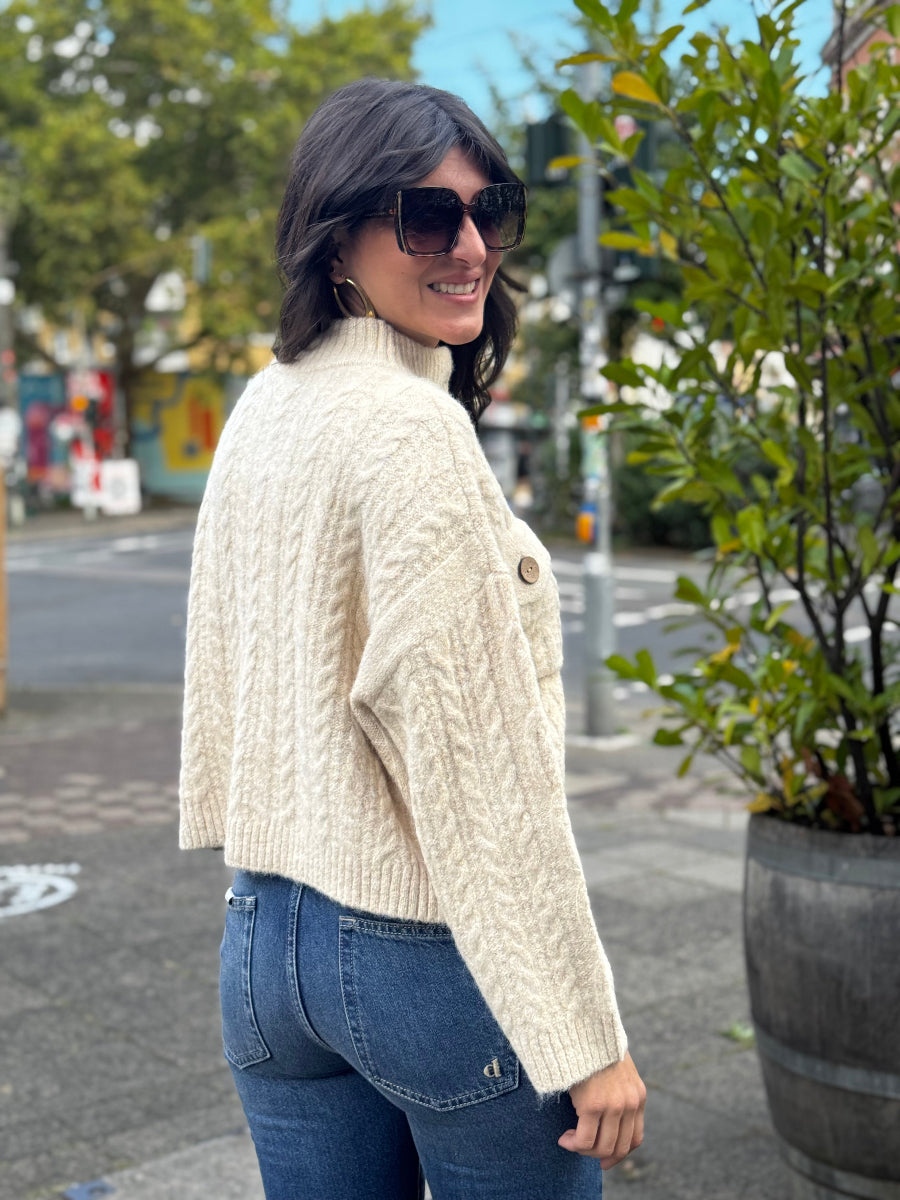 surkana-strickjacke-niar-no129-concept-store-duesseldorf