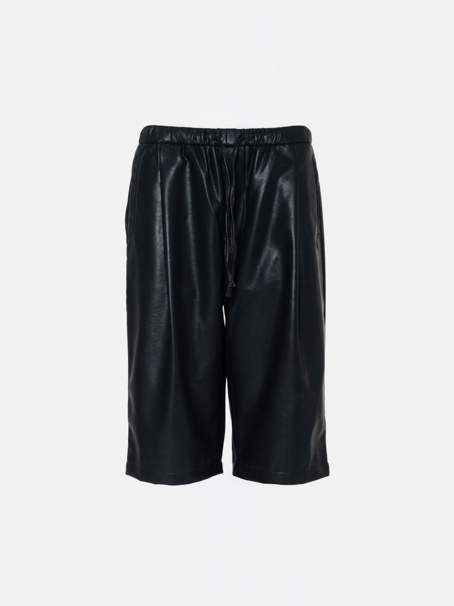 elias-rumelis-hose-lixi-vegan-leather-no129-concept-store-duesseldorf