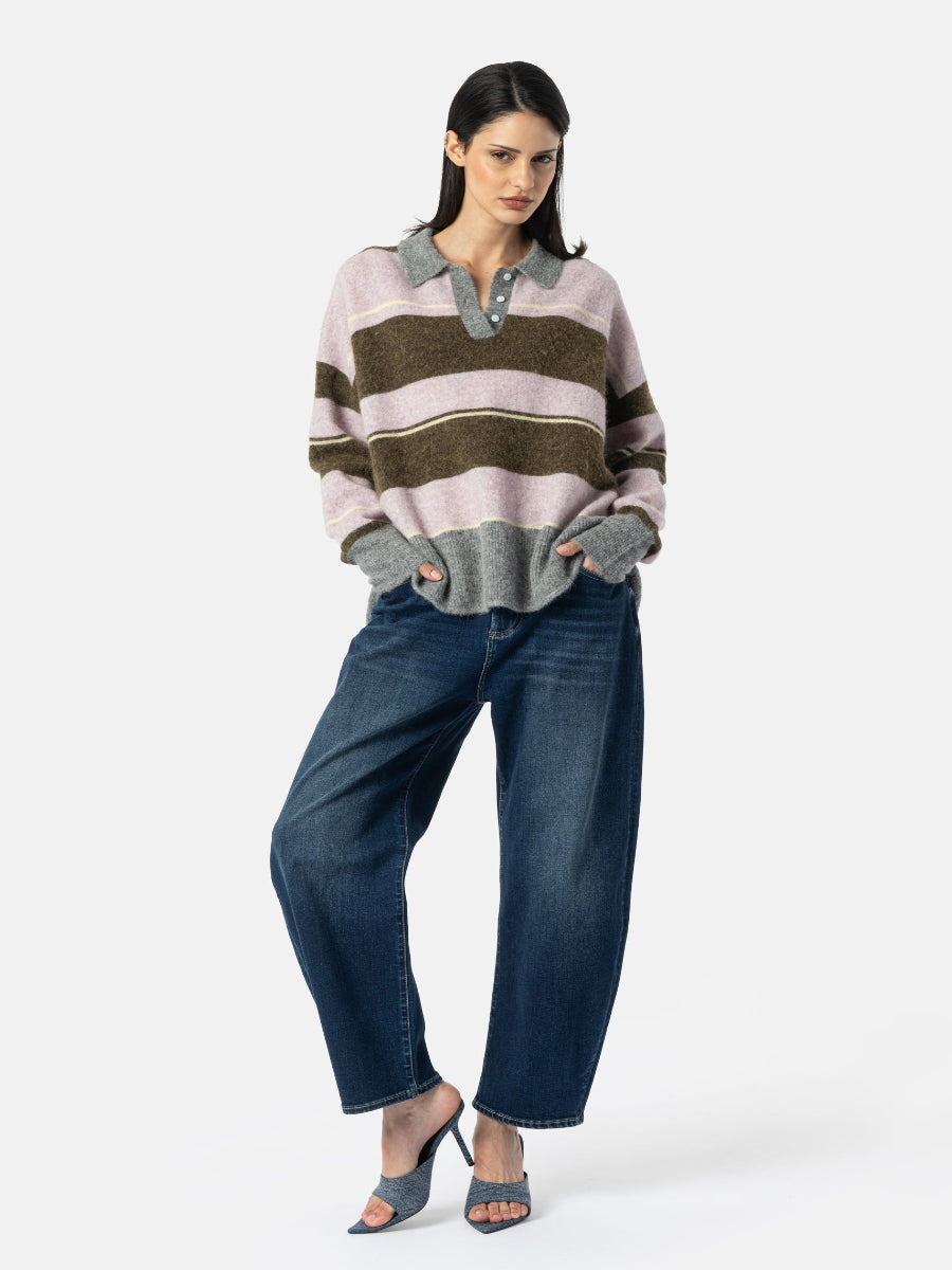 elias-rumelis-sweatshirt-danira-no129-concept-store-duesseldorf