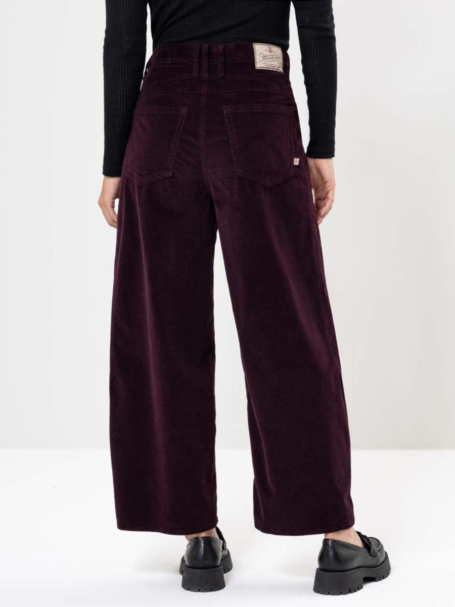 herrlicher-hose-barrow-cord-no129-concept-store-duesseldorf
