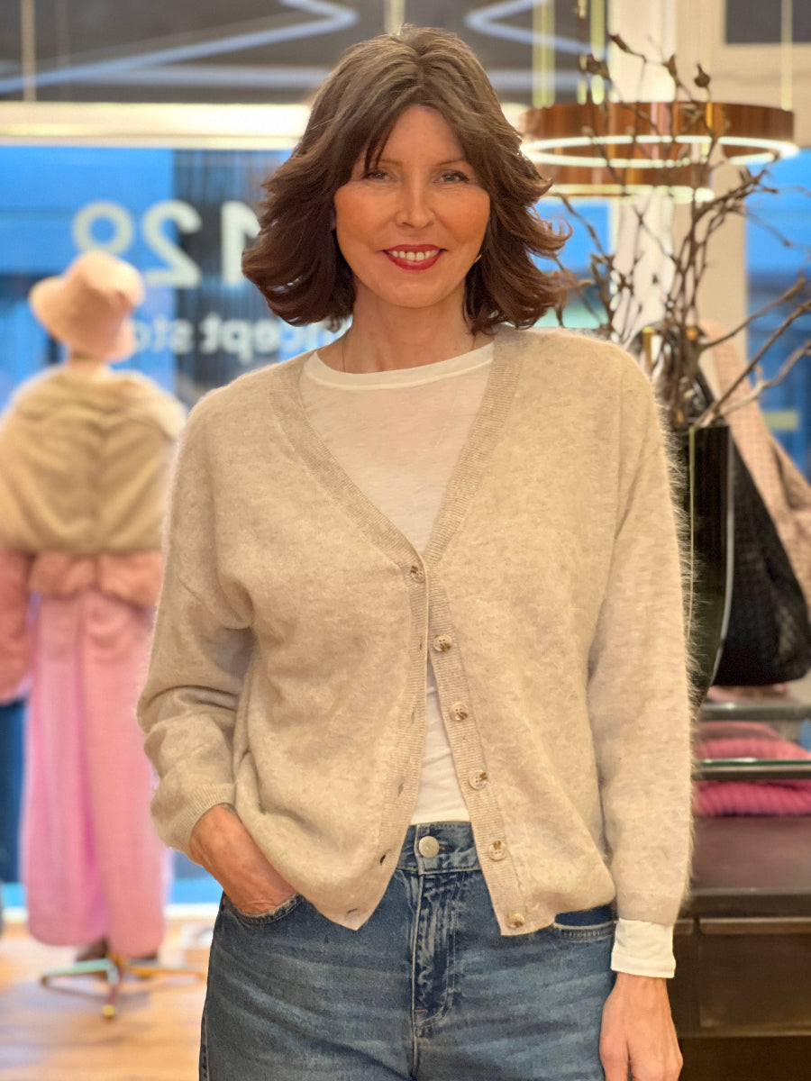 N°129 Shirt Turtleneck Cashmere.  No129 concept store Düsseldorf