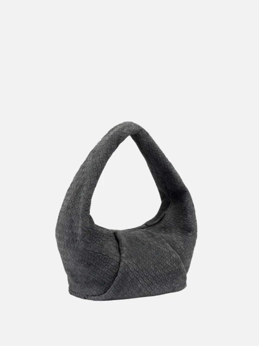 les-visionnaires-x-michi-von-want-tasche-greta-weave-x-jolene-no129-concept-store-duesseldorf