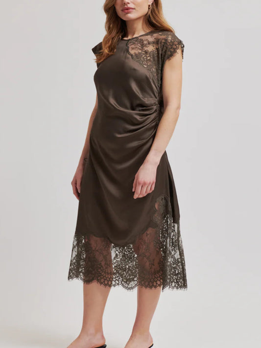 second-female-kleid-wilina-no129-concept-store-duesseldorf