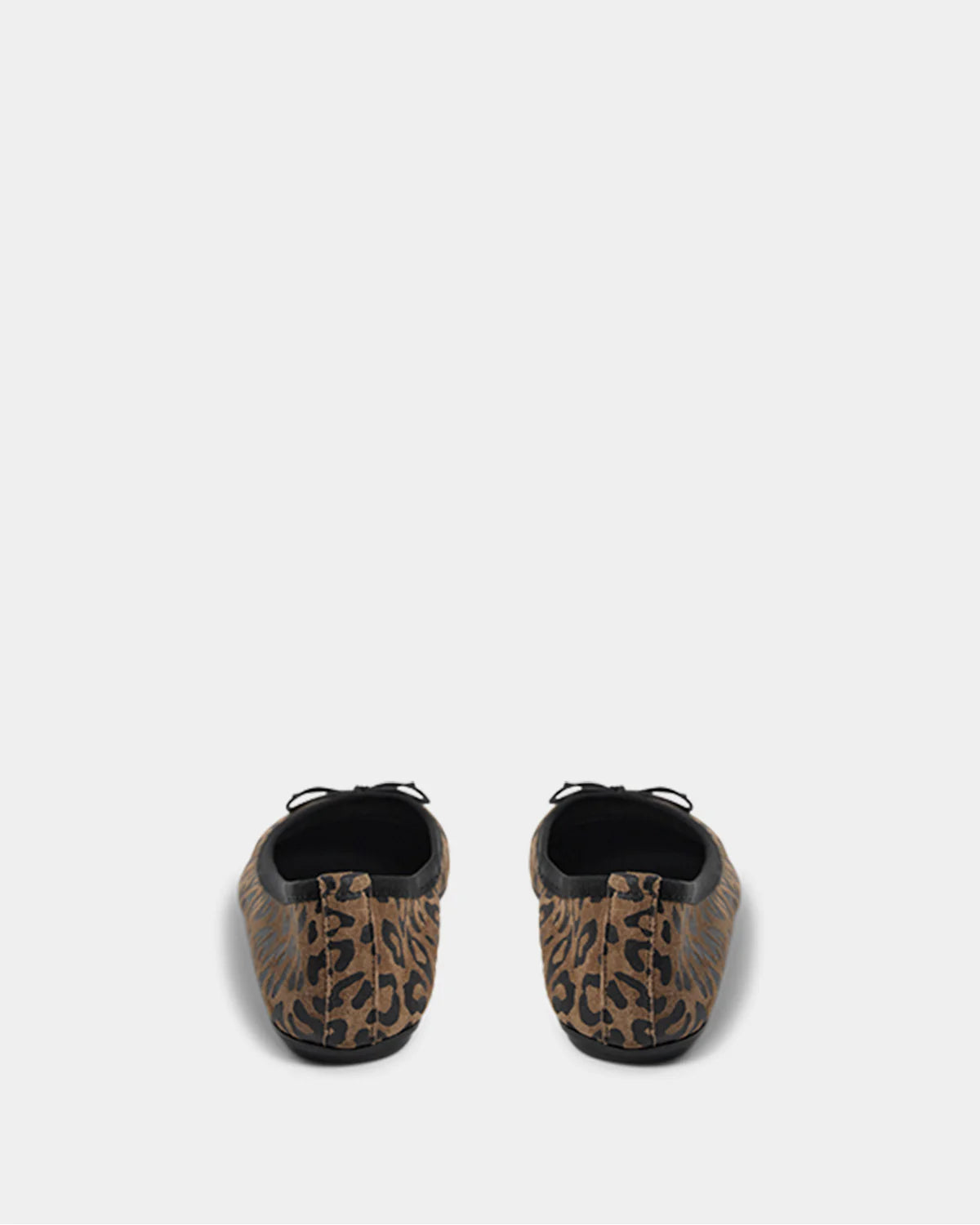 sofie-schnoor-ballerina-leopard-no129-concept-store-duesseldorf