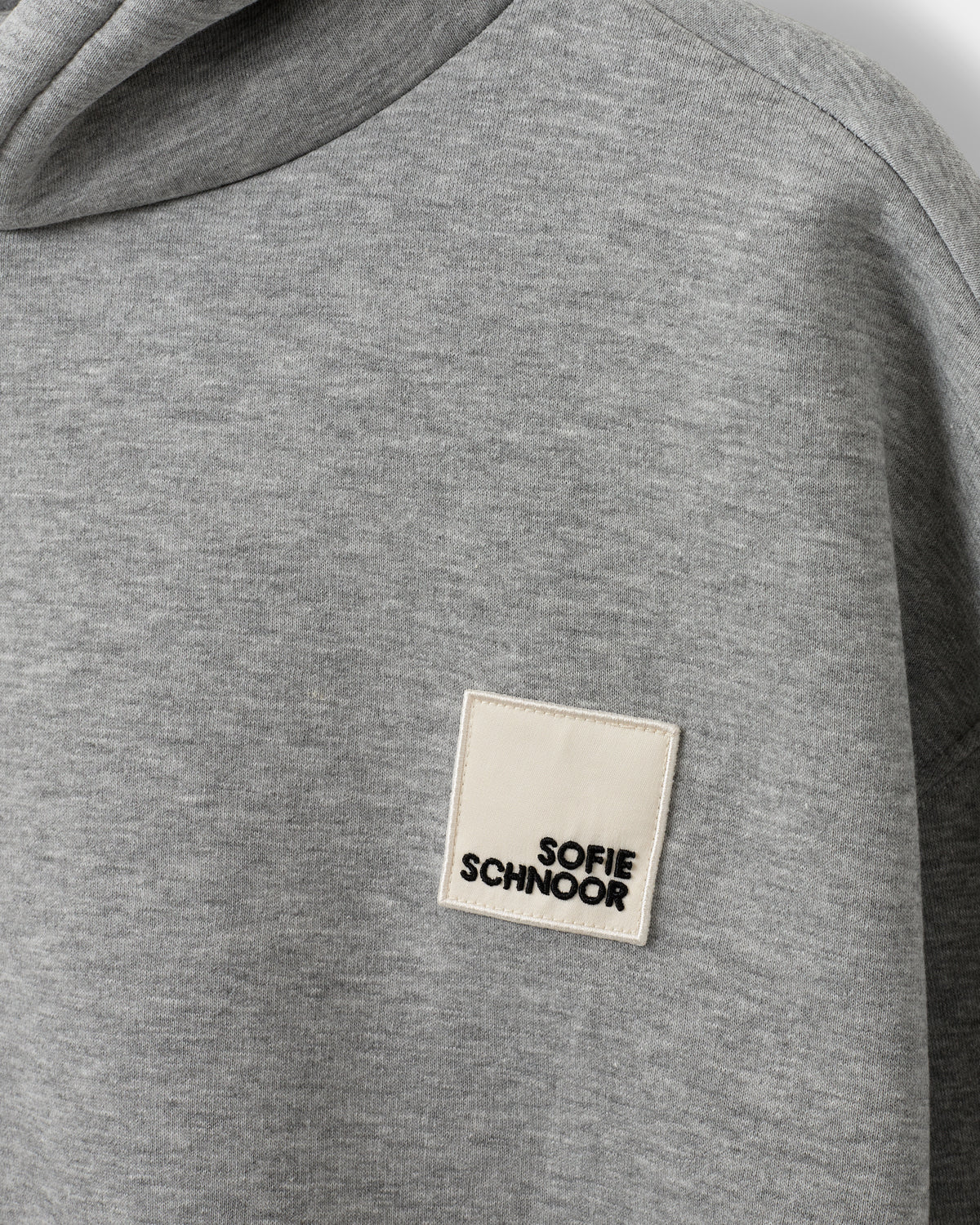 sofie-schnoor-hoodie-basic-no129-concept-store-duesseldorf