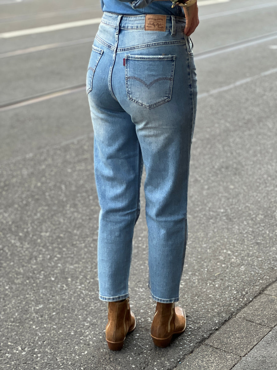 n-129-jeans-nara-no129-concept-Store-Duesseldorf