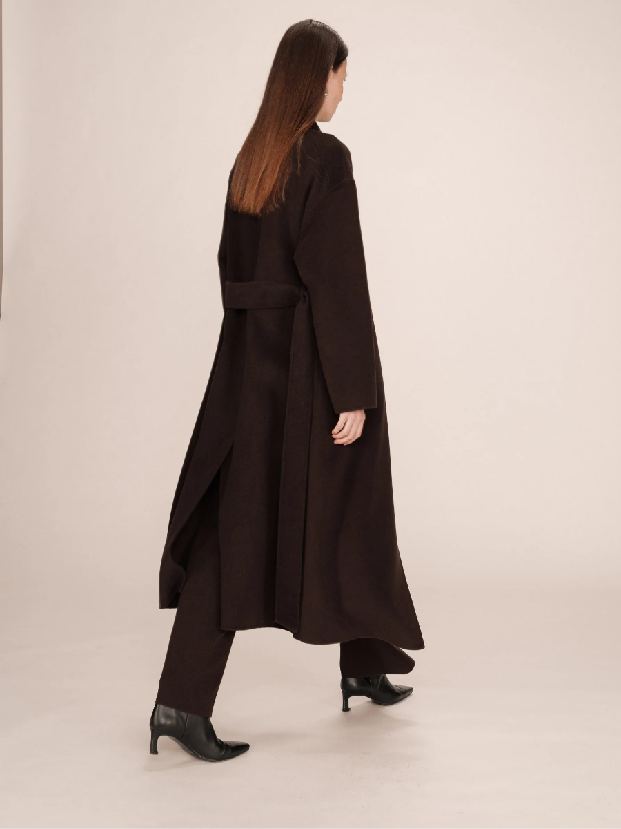 grace-mila-mantel-stone-no129-concept-store-duesseldorf