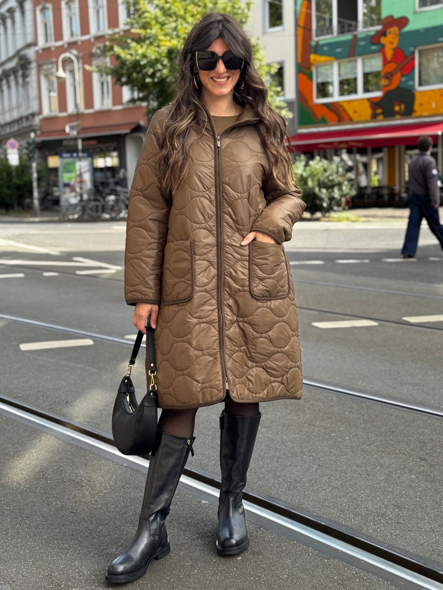 surkana-mantel-nigo-no129-concept-store-duesseldorf