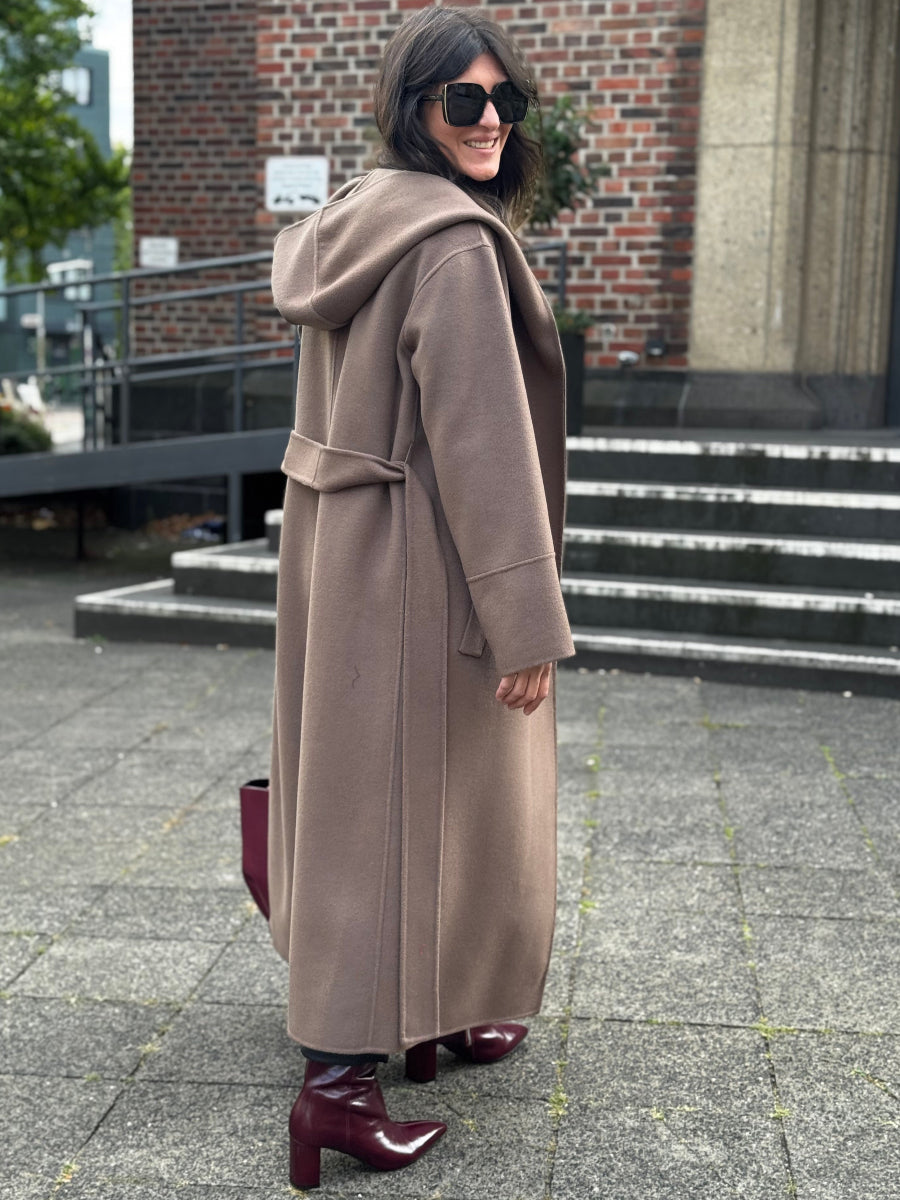 dixie-mantel-mit-kapuze-no129-concept-store-duesseldorf