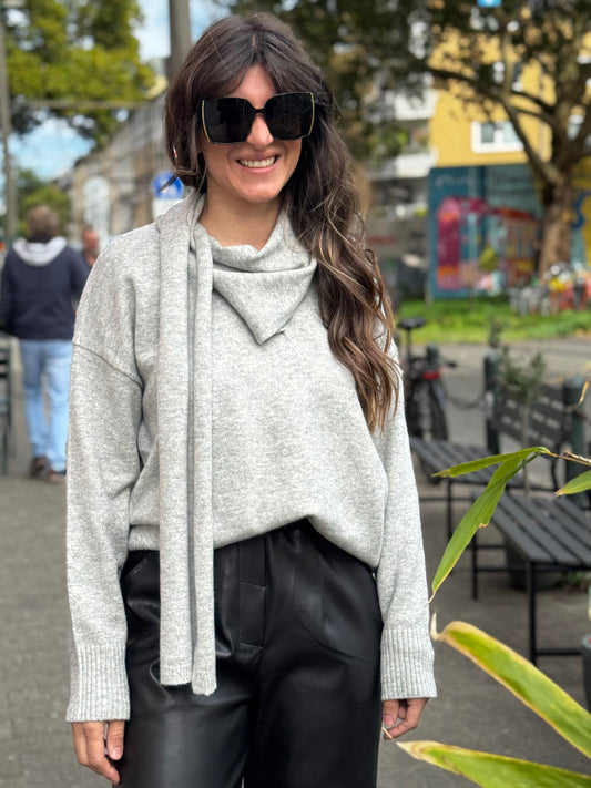 bsb-pullover-schal-detail-no129-concept-store-duesseldorf