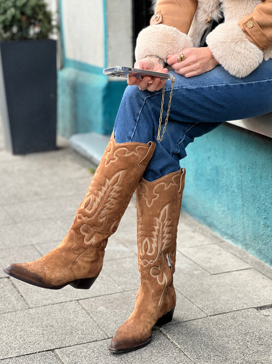 bottega-de-lisa-boots-crosta-birra-no129-concept-store-duesseldorf