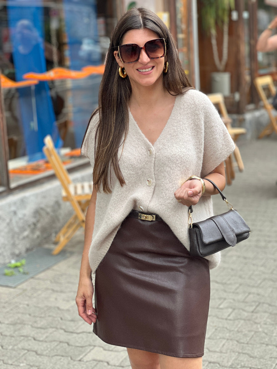 n-129-strickjacke-v-ausschnitt-ohne-arm-no129-concept-store-duesseldorf