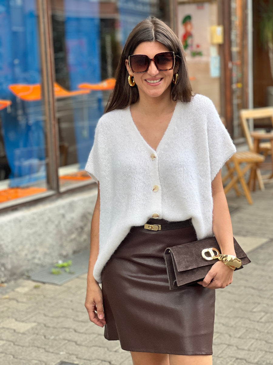 n-129-strickjacke-v-ausschnitt-ohne-arm-no129-concept-store-duesseldorf