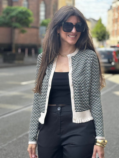 surkana-strickjacke-retro-no129-concept-store-duesseldorf