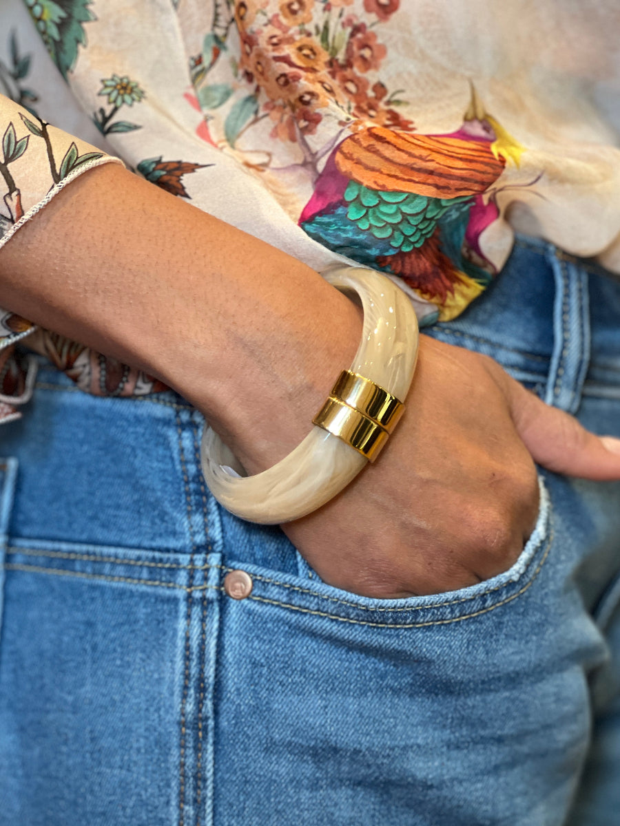 N°129 Armreif Stone. No129 concept store Düsseldorf 