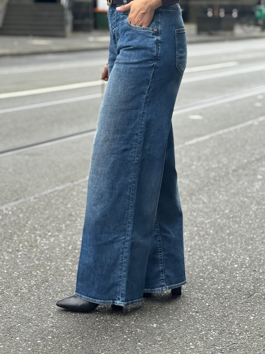 herrlicher-brooke-wide-recycled-no129-concept-store-duesseldorf