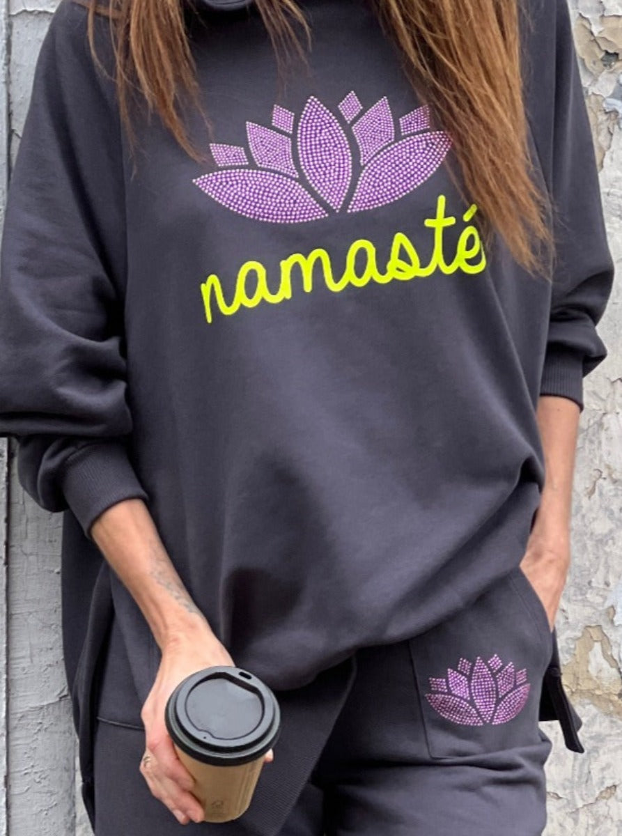 hoodie-namaste-strass-by-miss-goodlife-no129-concept-store-duesseldorf