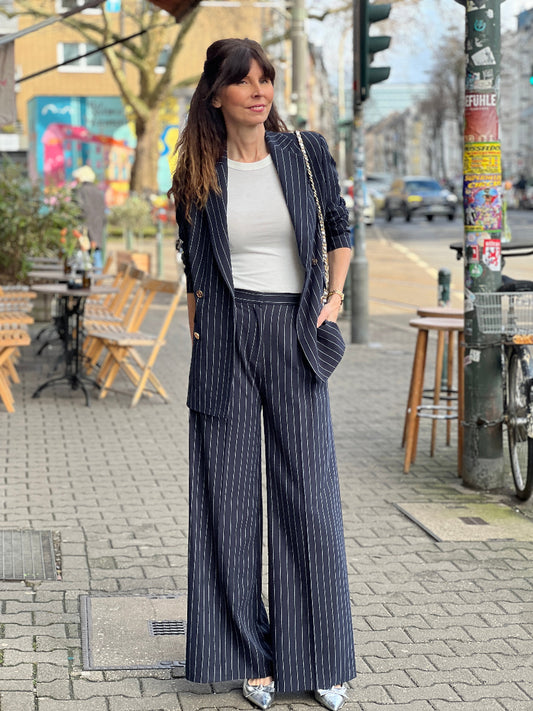 fracomina-hose-nadelstreifen-super-flare-no129-concept-store-duesseldorf