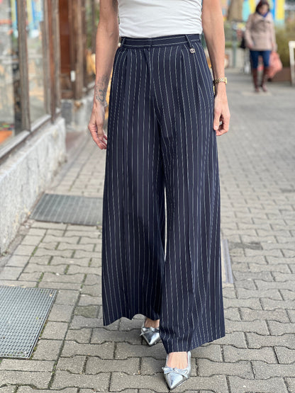 fracomina-hose-nadelstreifen-super-flare-no129-concept-store-duesseldorf