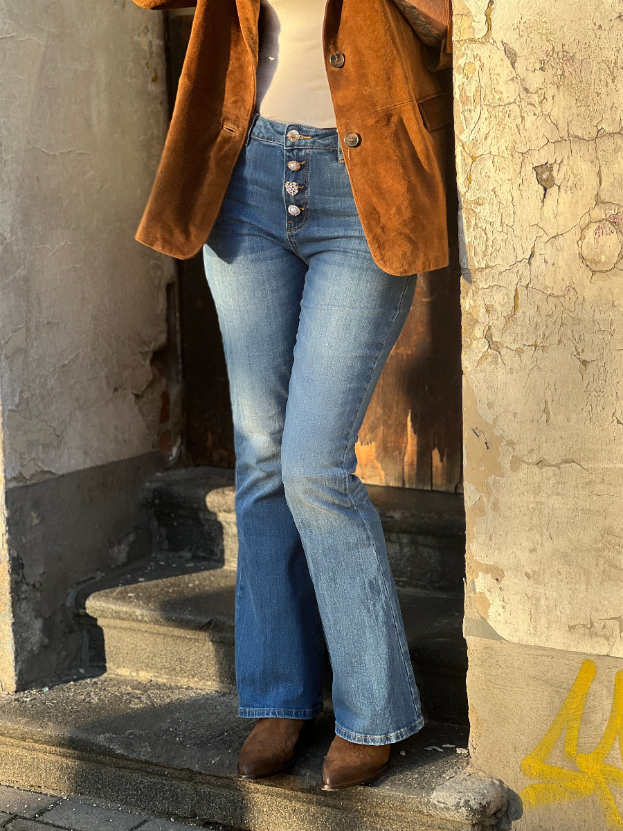 fracomina-jeans-bootcut-button-no129-concept-store-duesseldorf