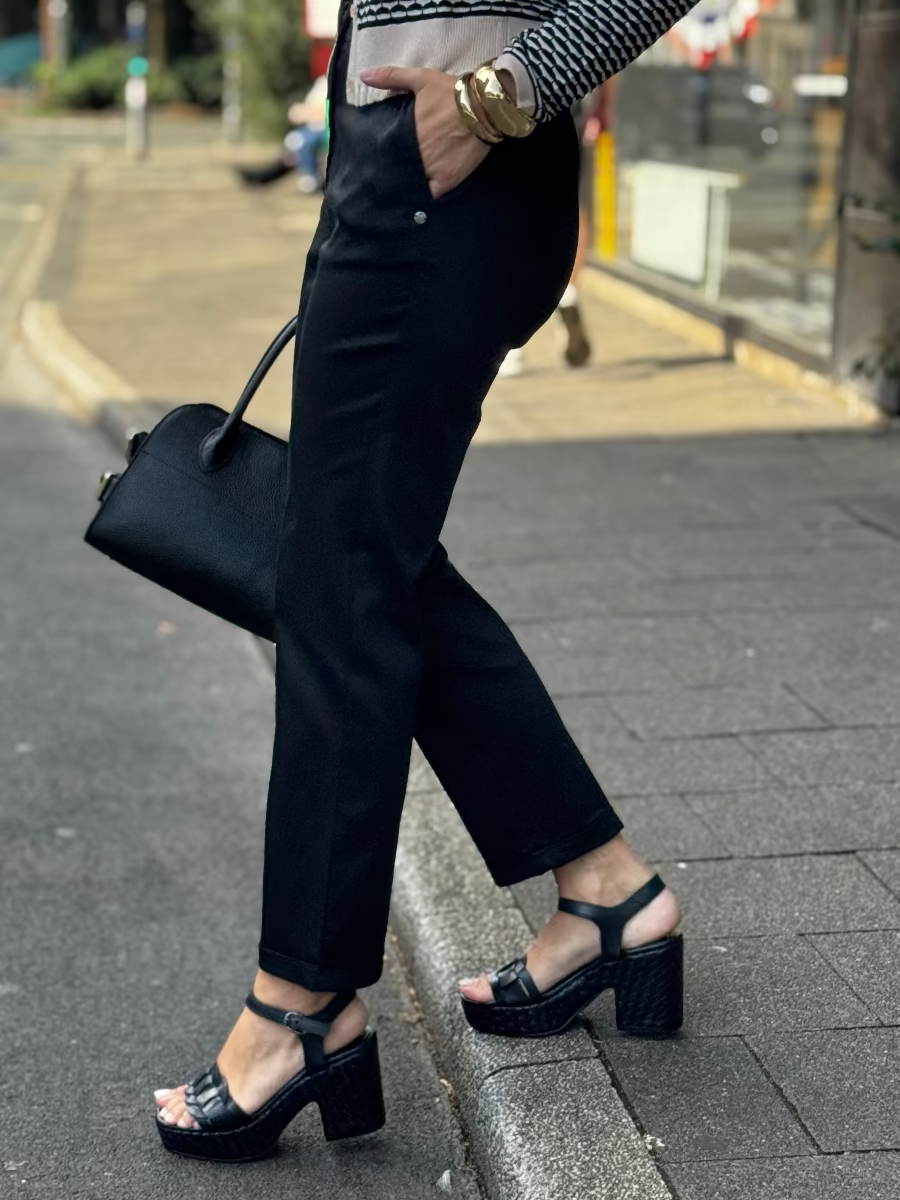 surkana-hose-chino-no129-concept-store-duesseldorf