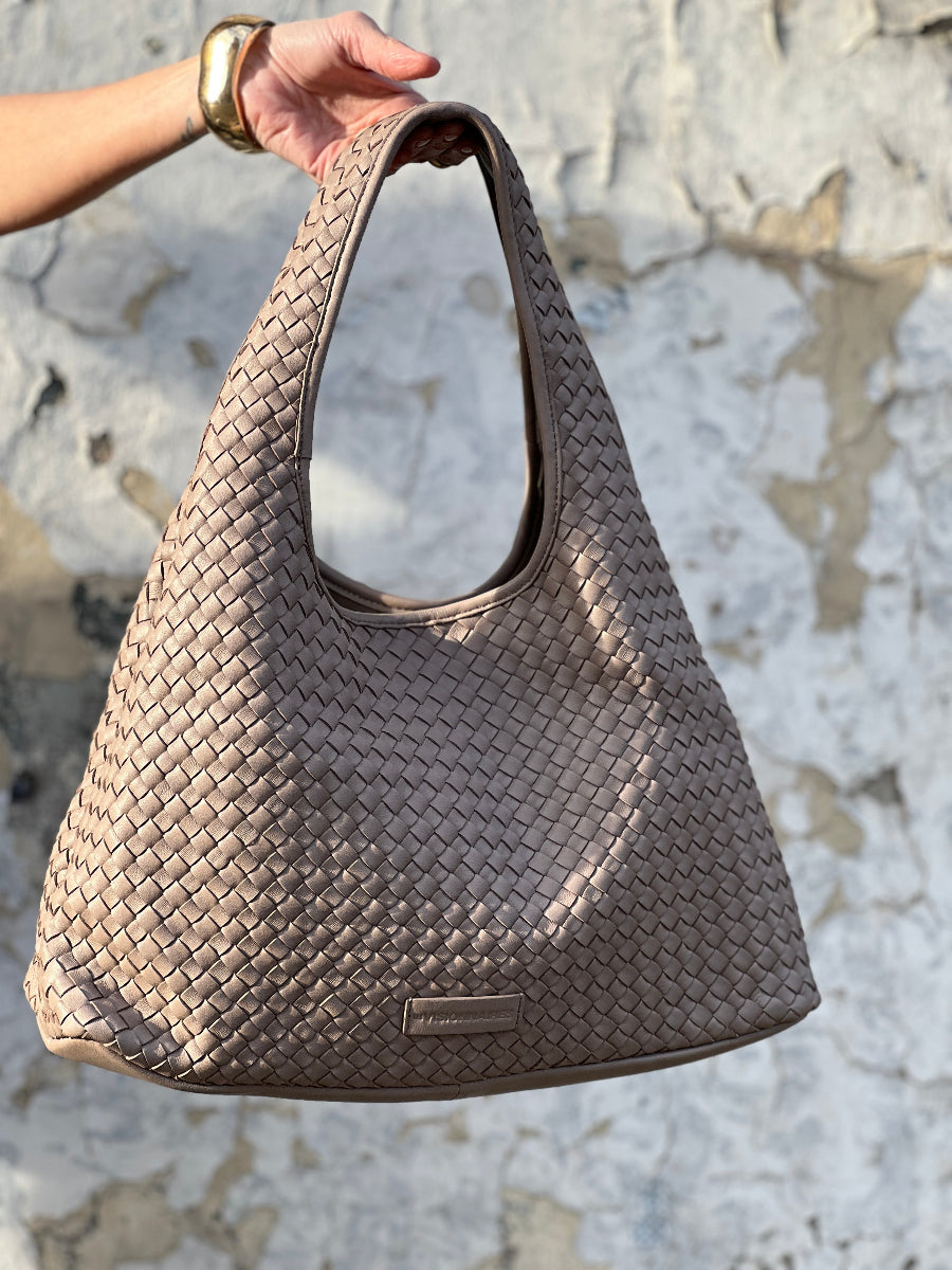 les-visionnaires-tasche-paz-weave-silky-no129-concept-store-duesseldorf