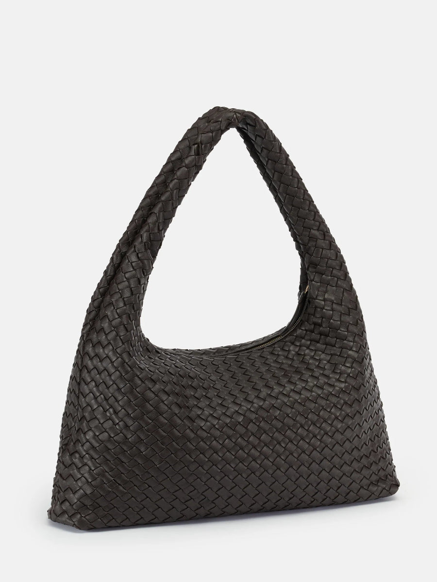 les-visionnaires-x-michi-von-want-tasche-amie-weave-no129-concept-store-duesseldorf