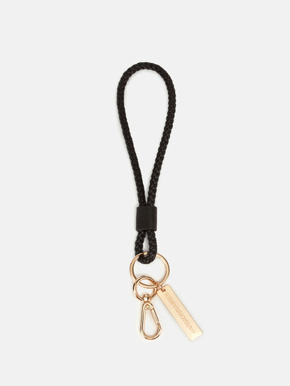 les-visionnaires-x-michi-von-want-keychain-kaya-silky-weave-no129-concept-store-duesseldorf