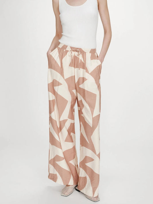 grace-mila-hose-veni-no129-concept-store-duesseldorf