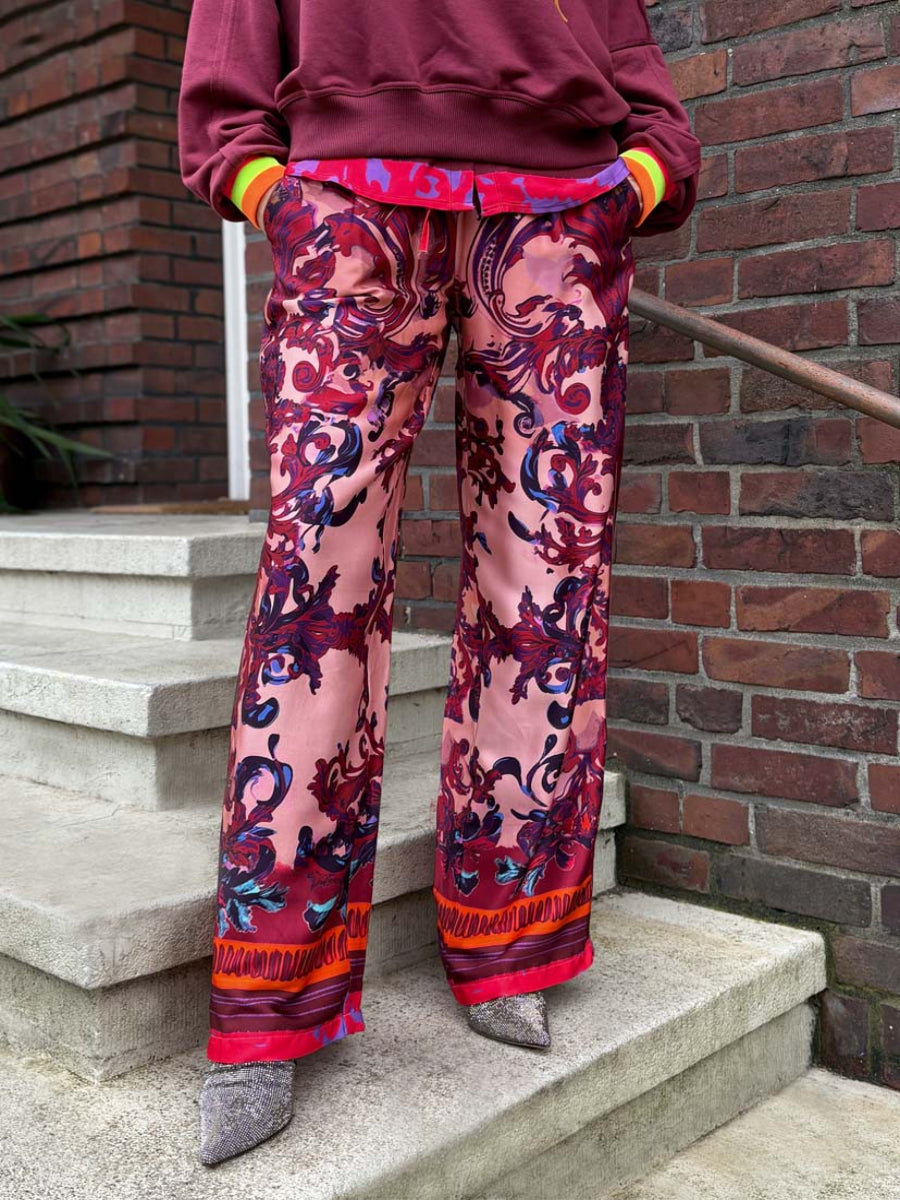 miss-goodlife-x-frauke-hose-colorful-ornaments-no129-concept-store-duesseldorf