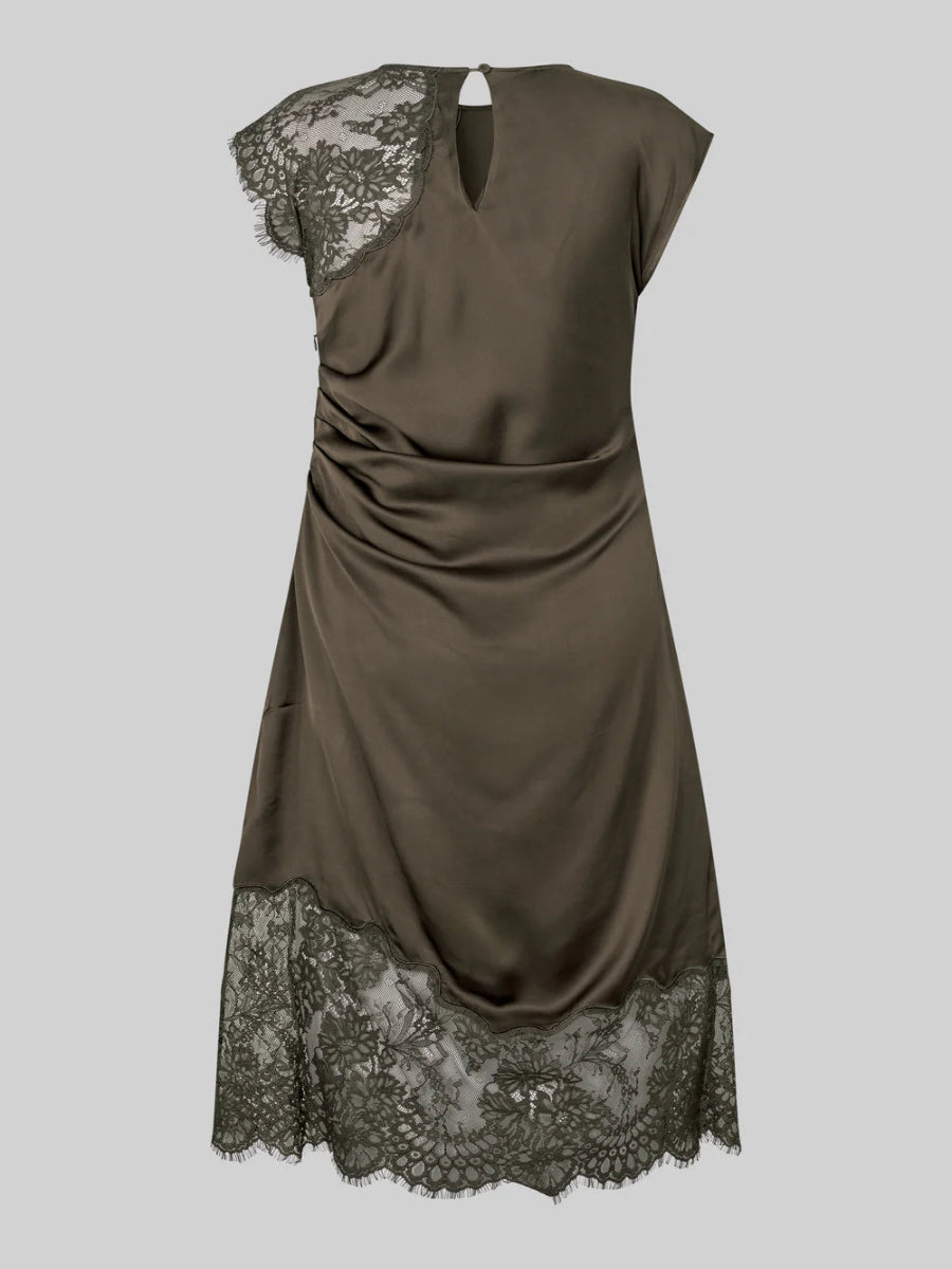 second-female-kleid-wilina-no129-concept-store-duesseldorf