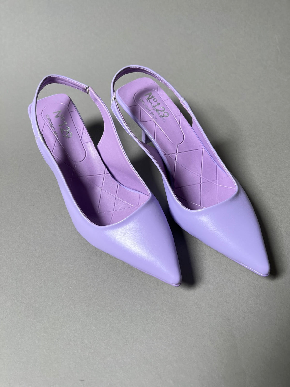 Schuhe SLINGBACK by N°129. No129 concept store Duesseldorf 