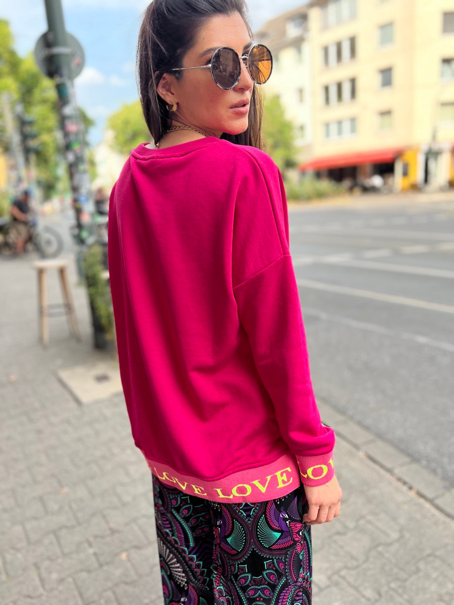 Love Happiness Sweater by Miss Goodlife. No 129 concept store Duesseldorf